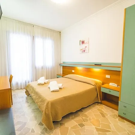 Grand Prix Hotel