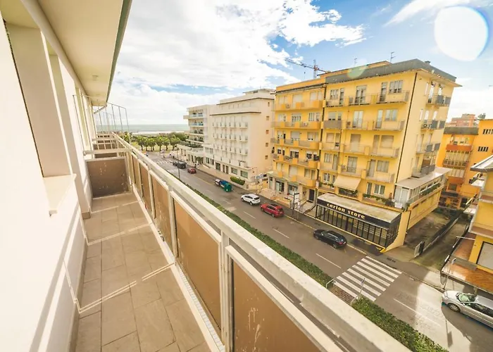 Grand Prix Ξενοδοχείο 3*