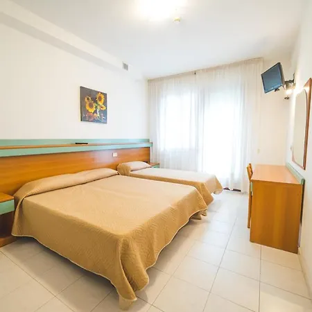 Grand Prix Hotel