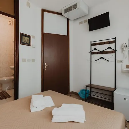 Grand Prix Hotel 3*