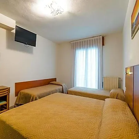 Grand Prix Hotel