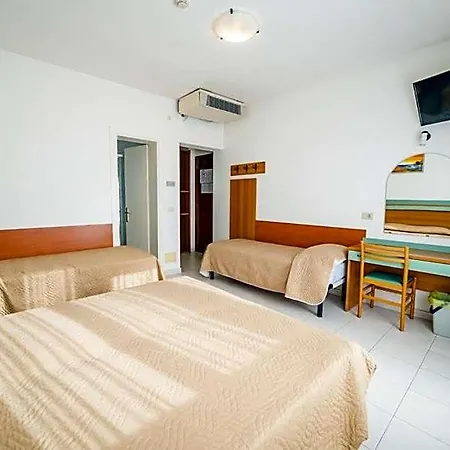 Hotel Grand Prix 3*